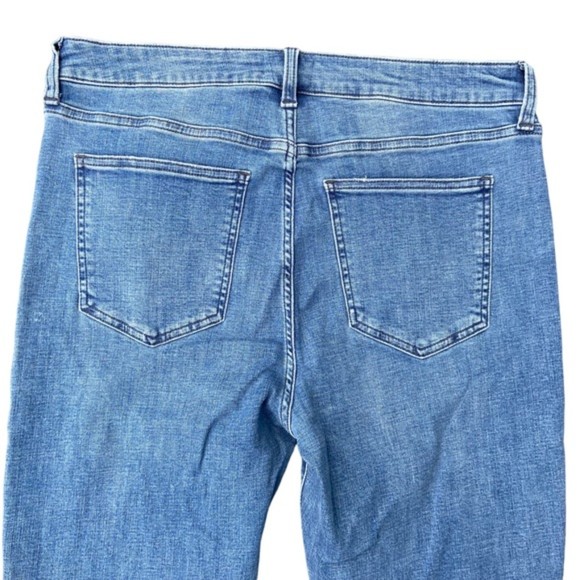 Pistola Light Wash Arielle Skinny Jean in Indigo - Picture 8 of 11